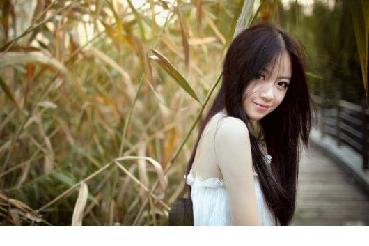 性感女生寻求港湾，冷白肤气质好。 第1张