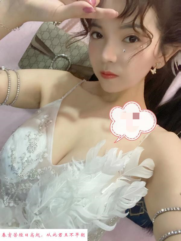 舞姬一字马 第1张