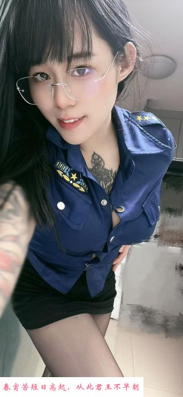 巨乳纹身妹 第1张