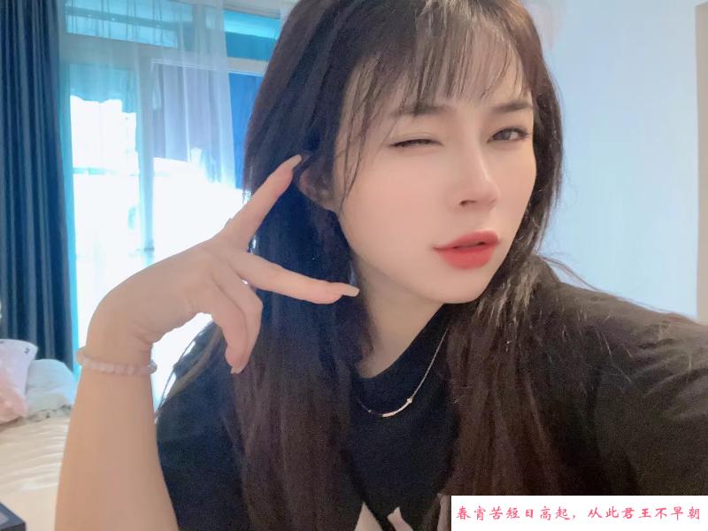 霏霏小姐姐 第1张