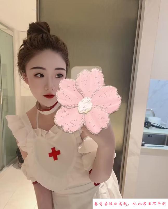 清纯美女服务态度好 第2张