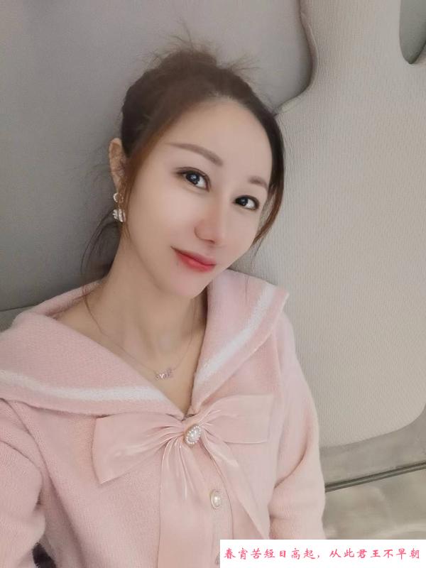 肤白貌美长腿美女 第3张