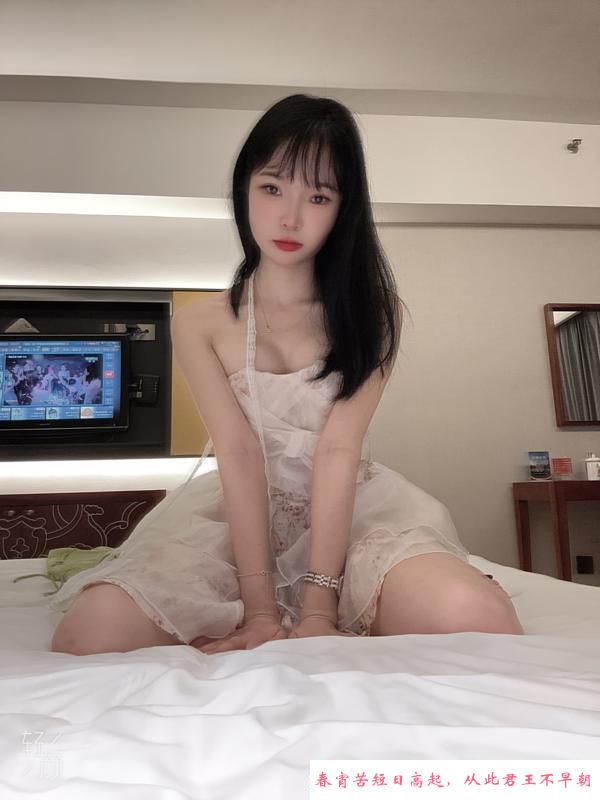 良家少女橙橙子 第2张