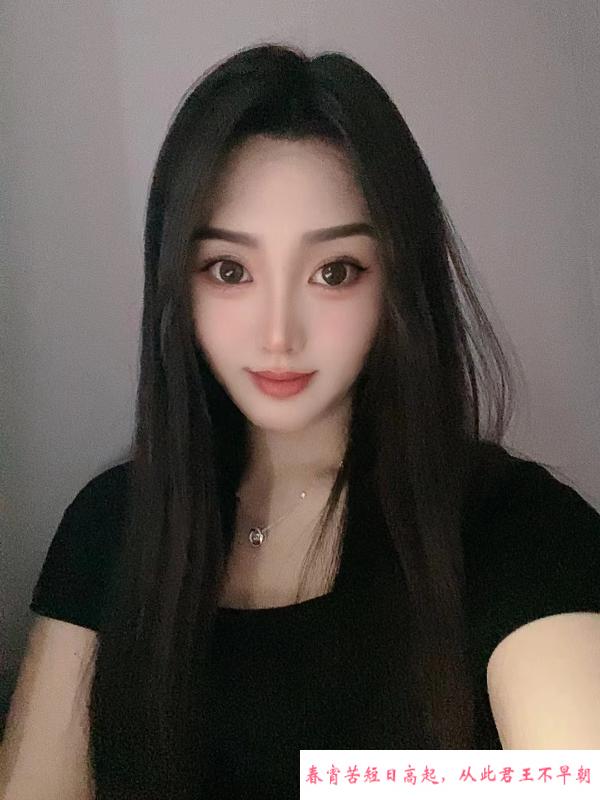 西湖艳舞月月 第2张