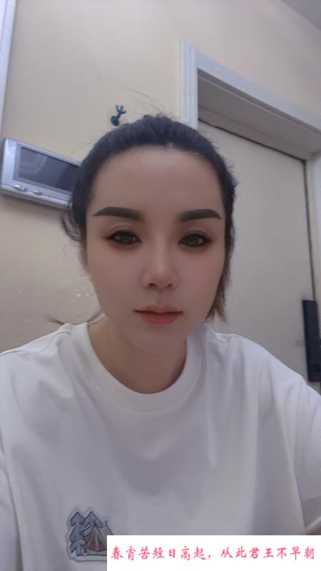 哈尔滨浪女 第2张