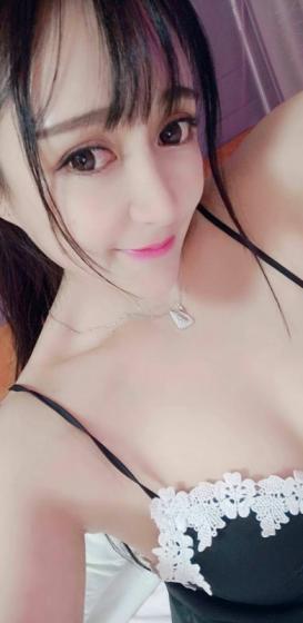 禅城区刚下水的妹子 第1张