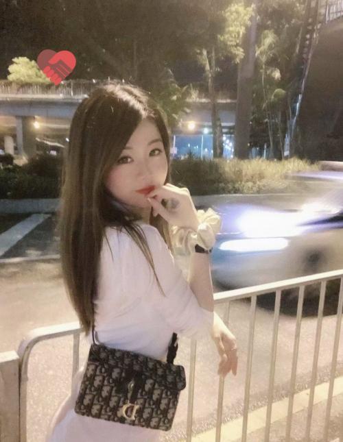 出差找的小妹活好胸大屁股圆放的开会互动 第3张