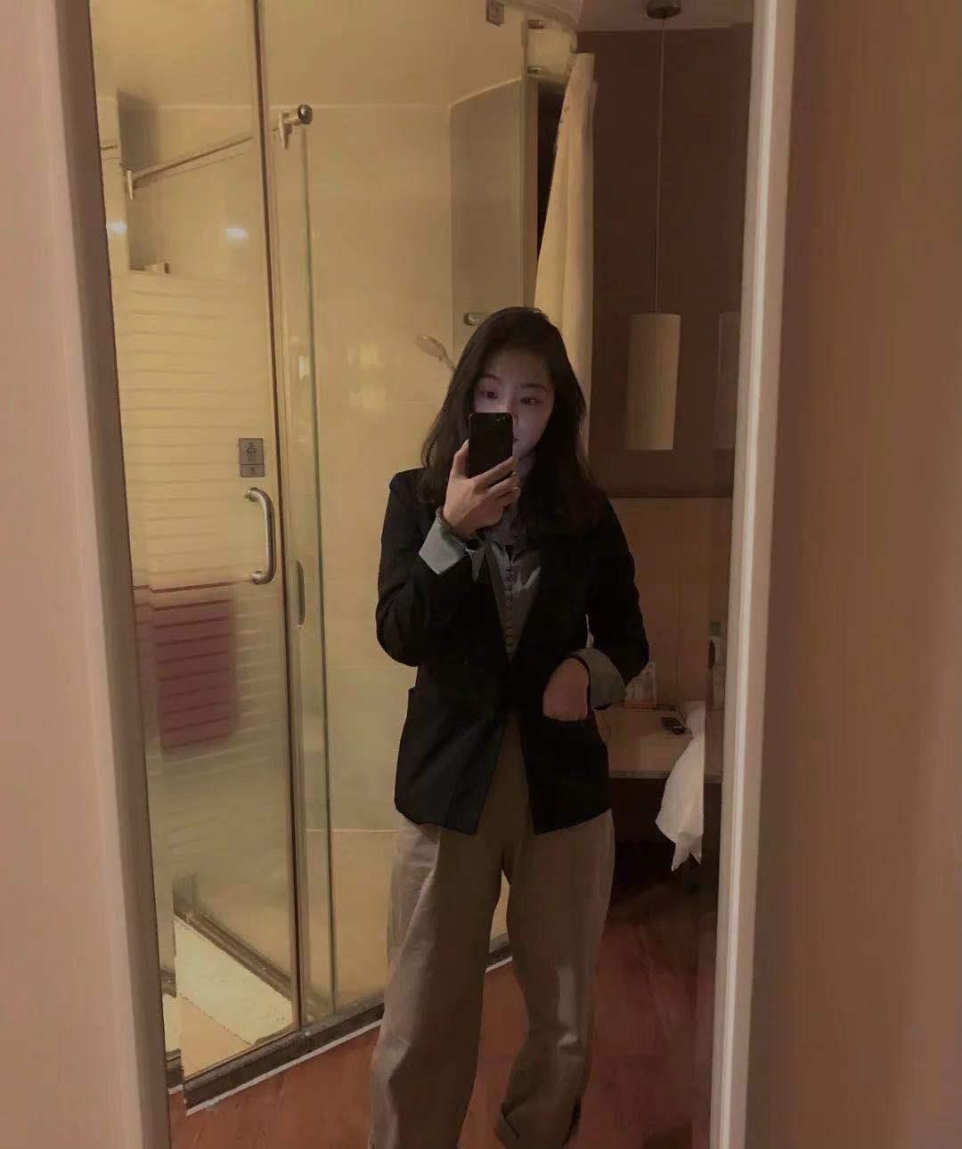 终于再次约上兼职美女,良心分享,喜欢的可以一试 第2张