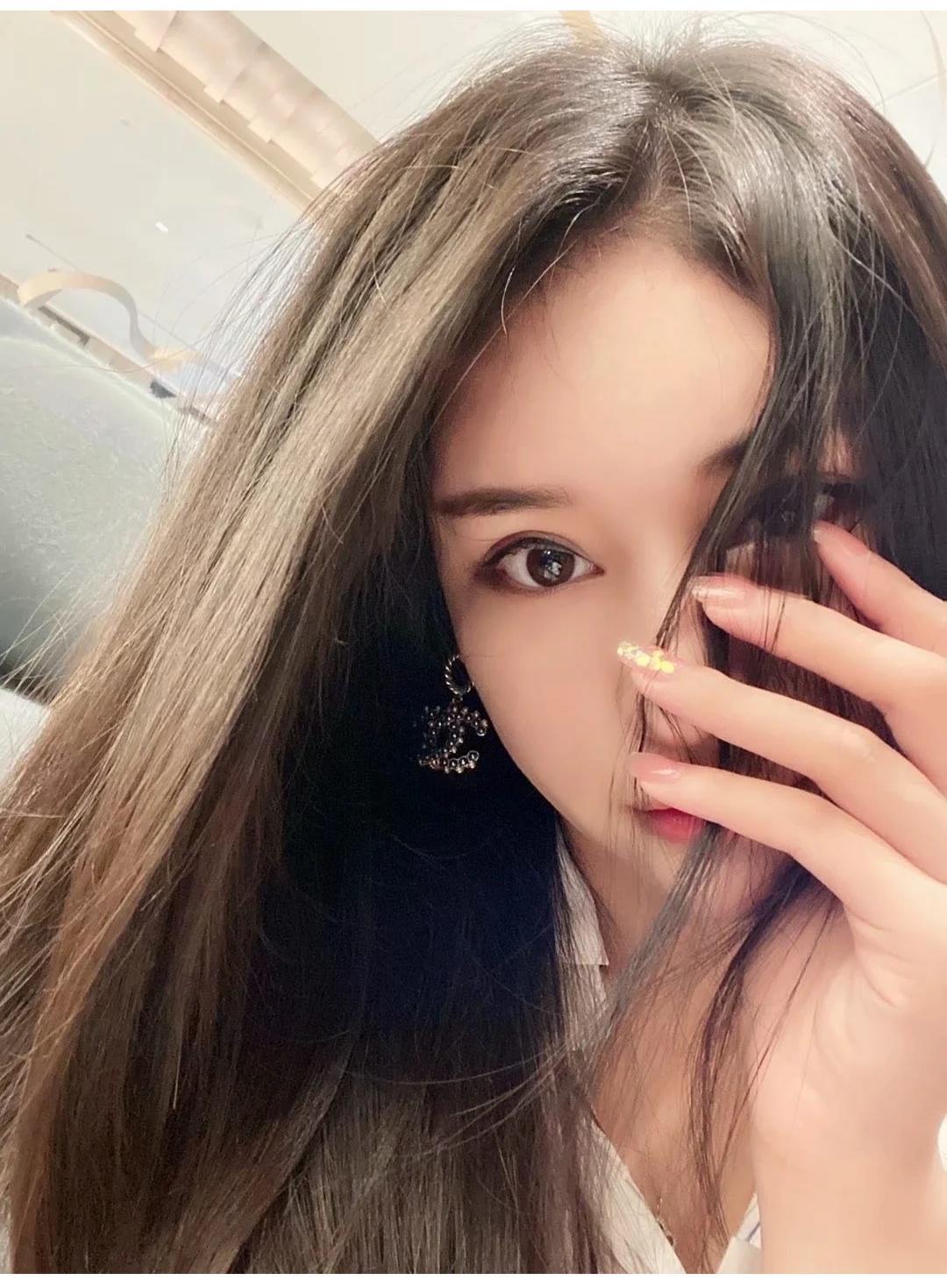 武汉炮打美女兼职小姐姐 第2张