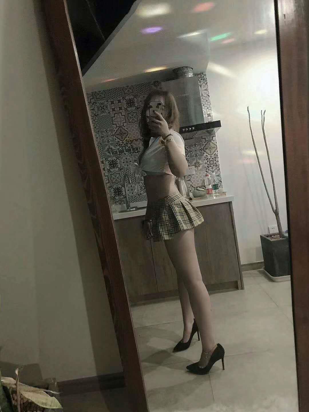 江北龙湖佰乐街楚楚 第1张