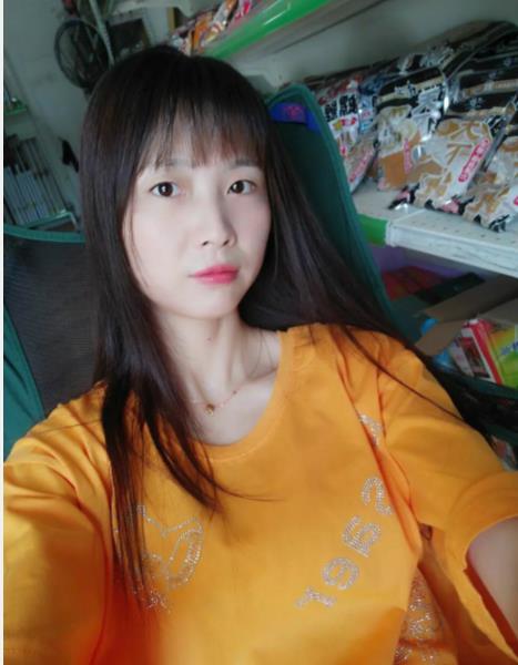 福田云菲:大胸尤物,高挑粉嫩年龄小,值得推荐 第1张