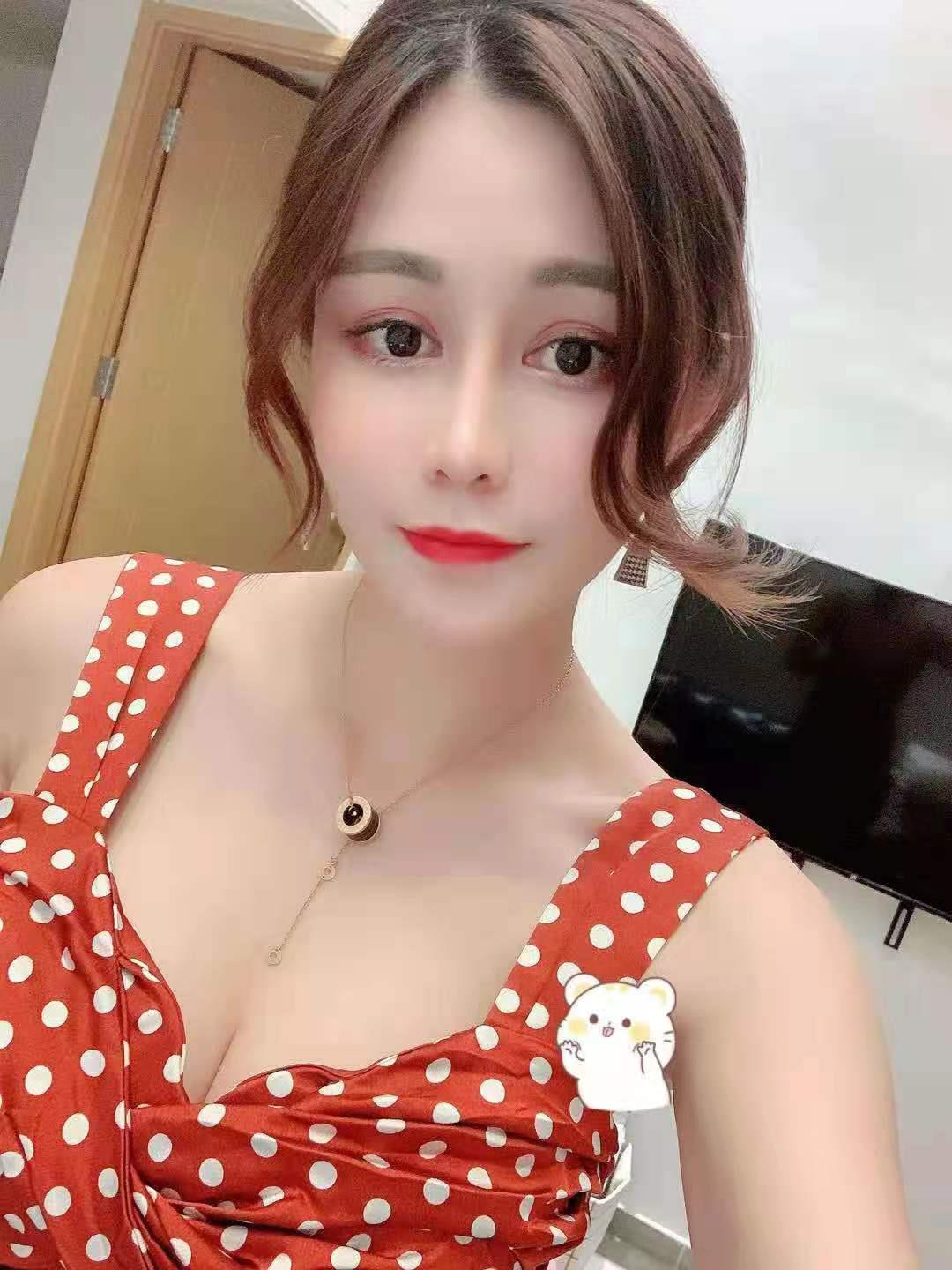 上海新下海的模特妹妹 第2张