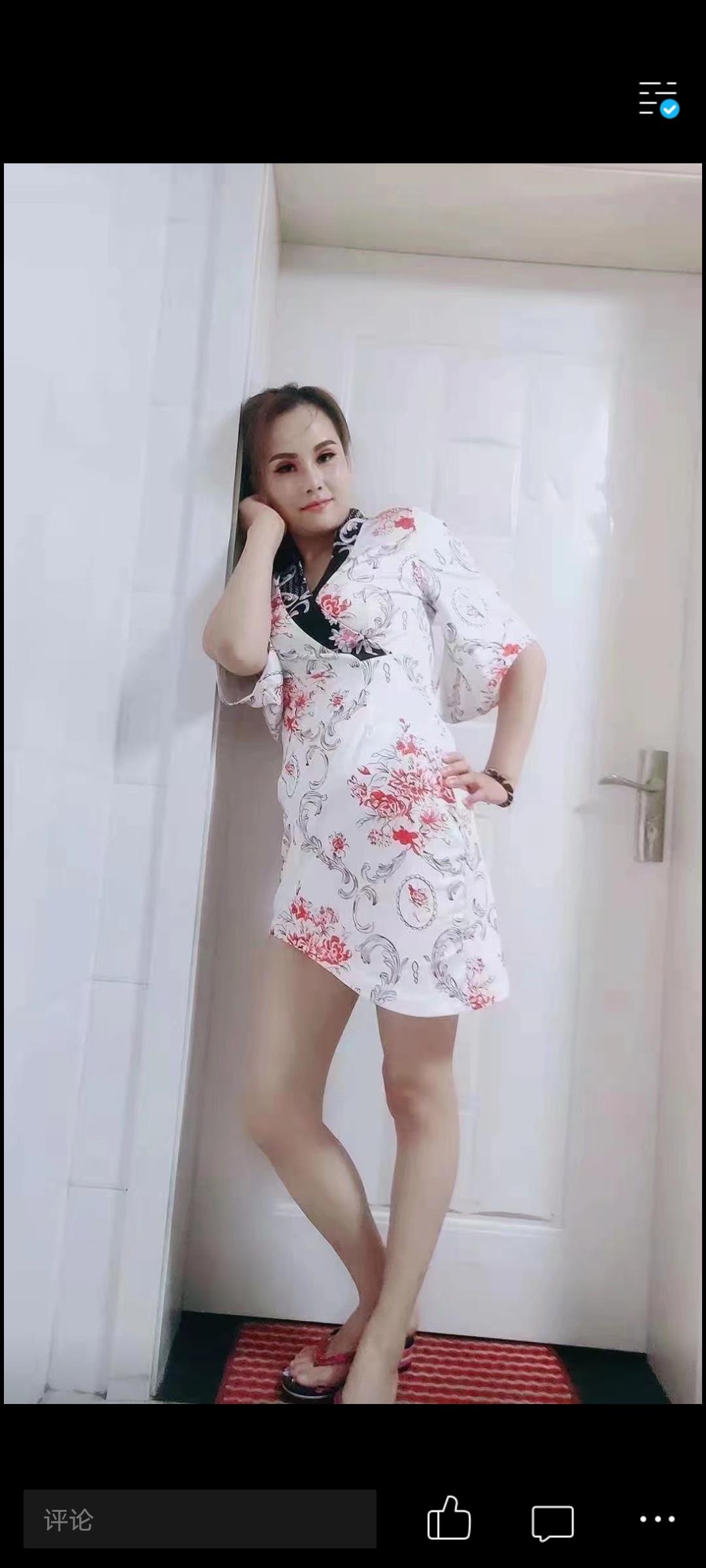 虎泉服务系甜妞 第1张