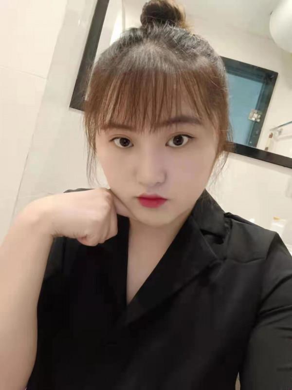 微胖有肉高性价比妹子 第2张