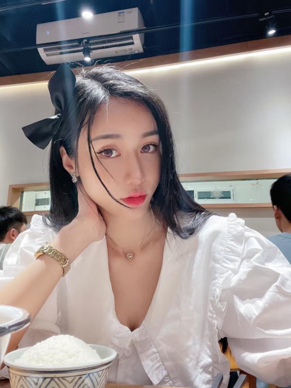 天河梦婷 第2张
