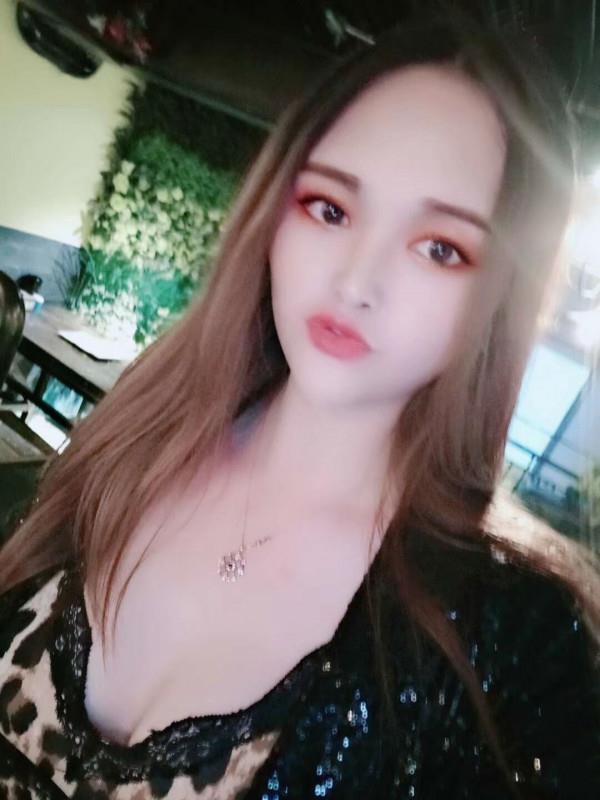 有幸寻得一m女 第1张