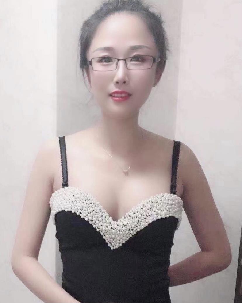 河东万达单身小姐姐 第1张