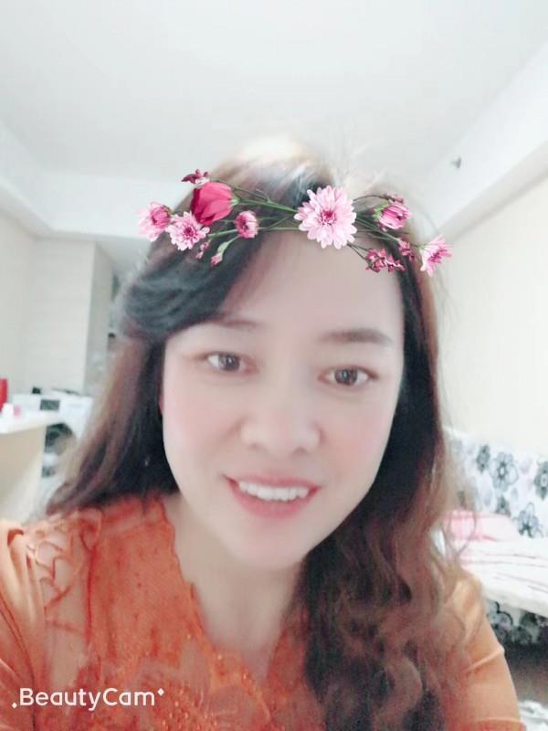 三通风骚小少妇霓裳 第2张