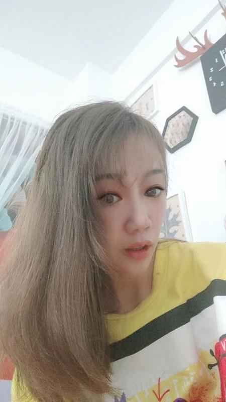 三和妹子 第1张