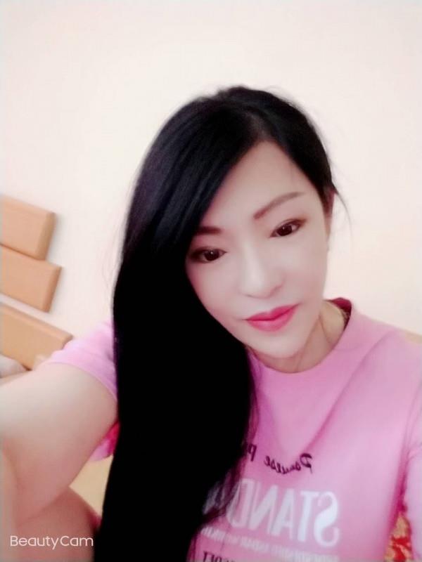 津南区大胸熟女吉祥 第2张