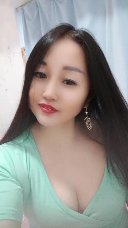 龙岗大奶骚少妇 第2张