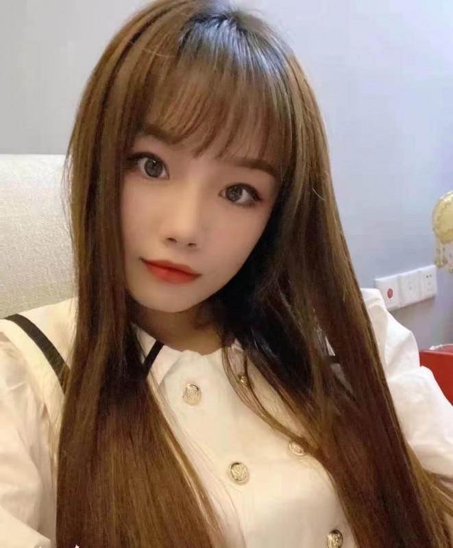 德思勤小姐姐 第1张