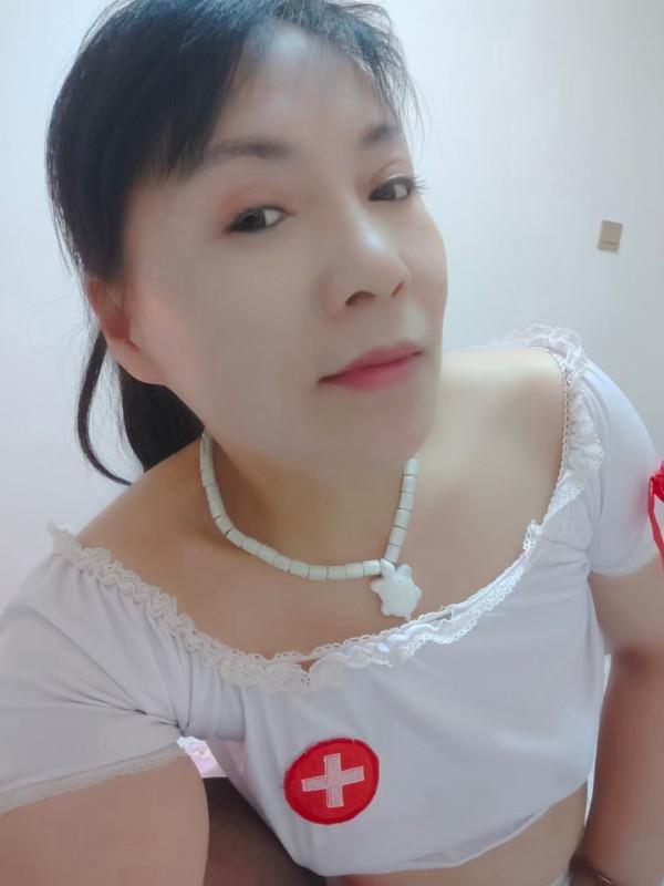 南京来凤街熟女 第2张