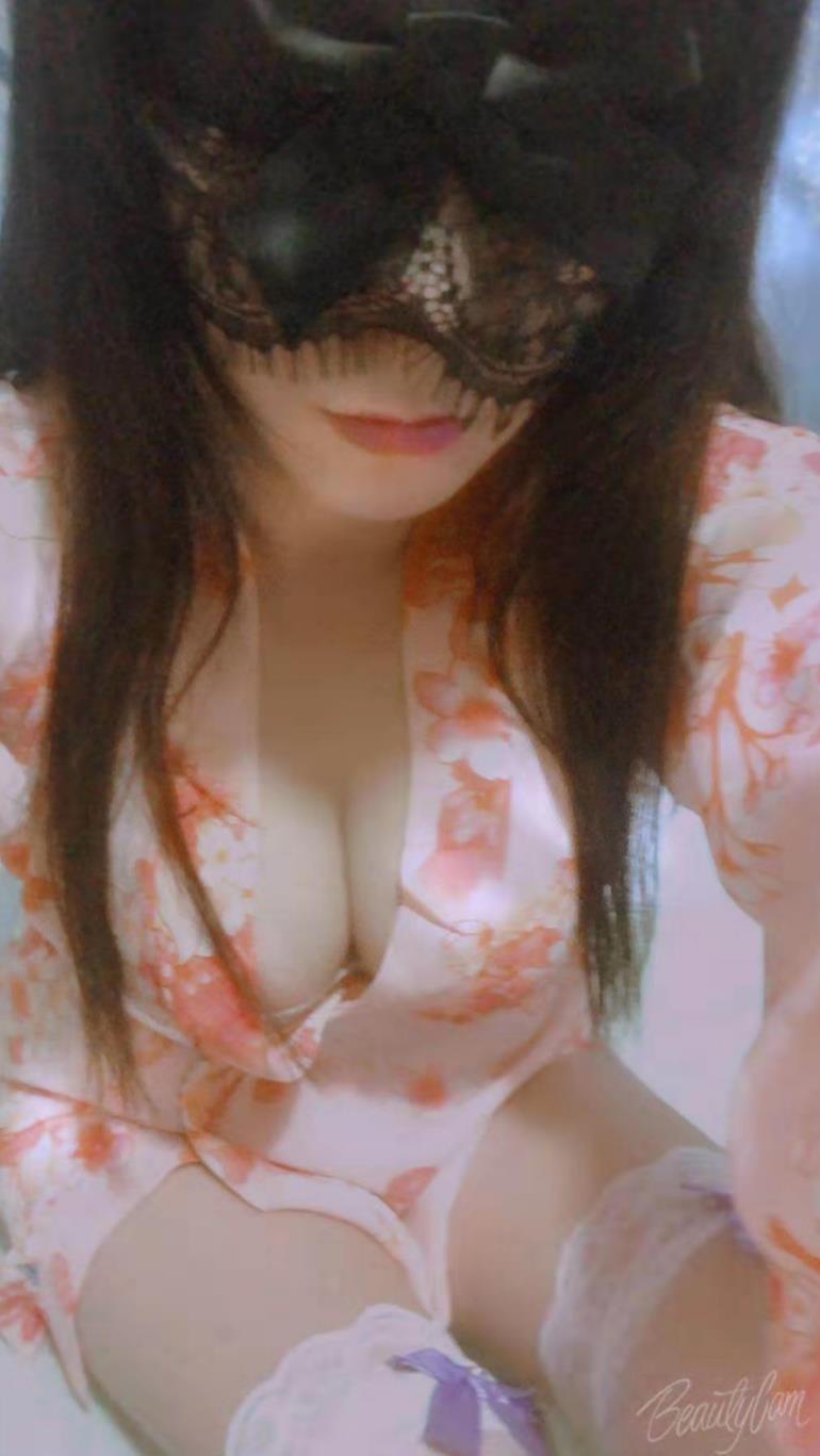 小情趣少妇微微 第3张