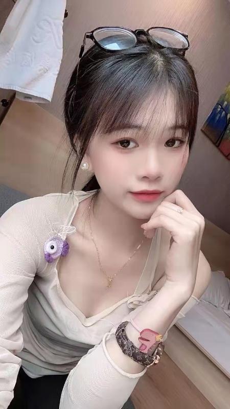 郑州大胸妹儿 第1张
