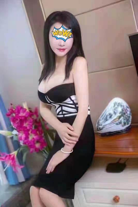 锦江大奶妹 第2张