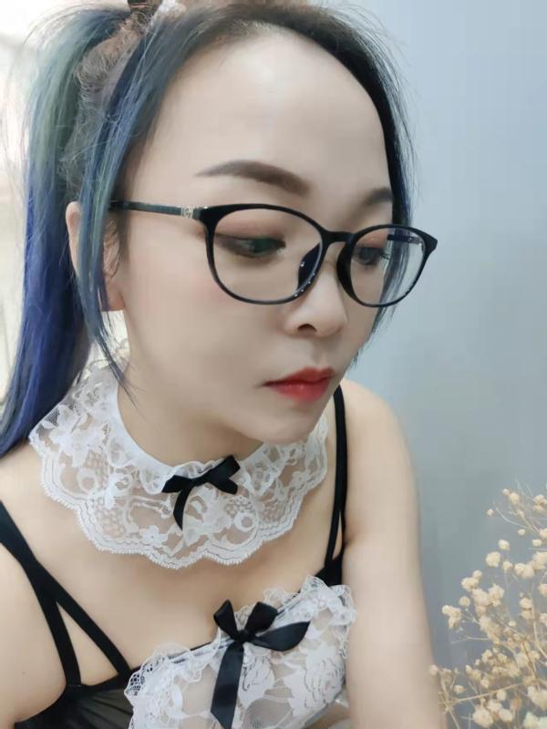 舌吻草房小允 第2张