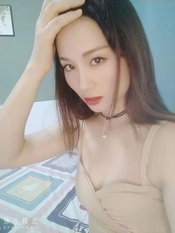 布吉长龙娜娜 第1张