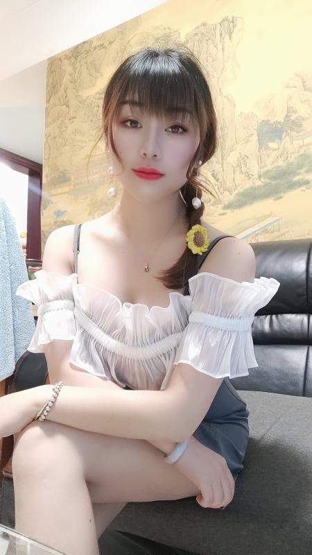 输出海珠区白嫩曼妮 第1张