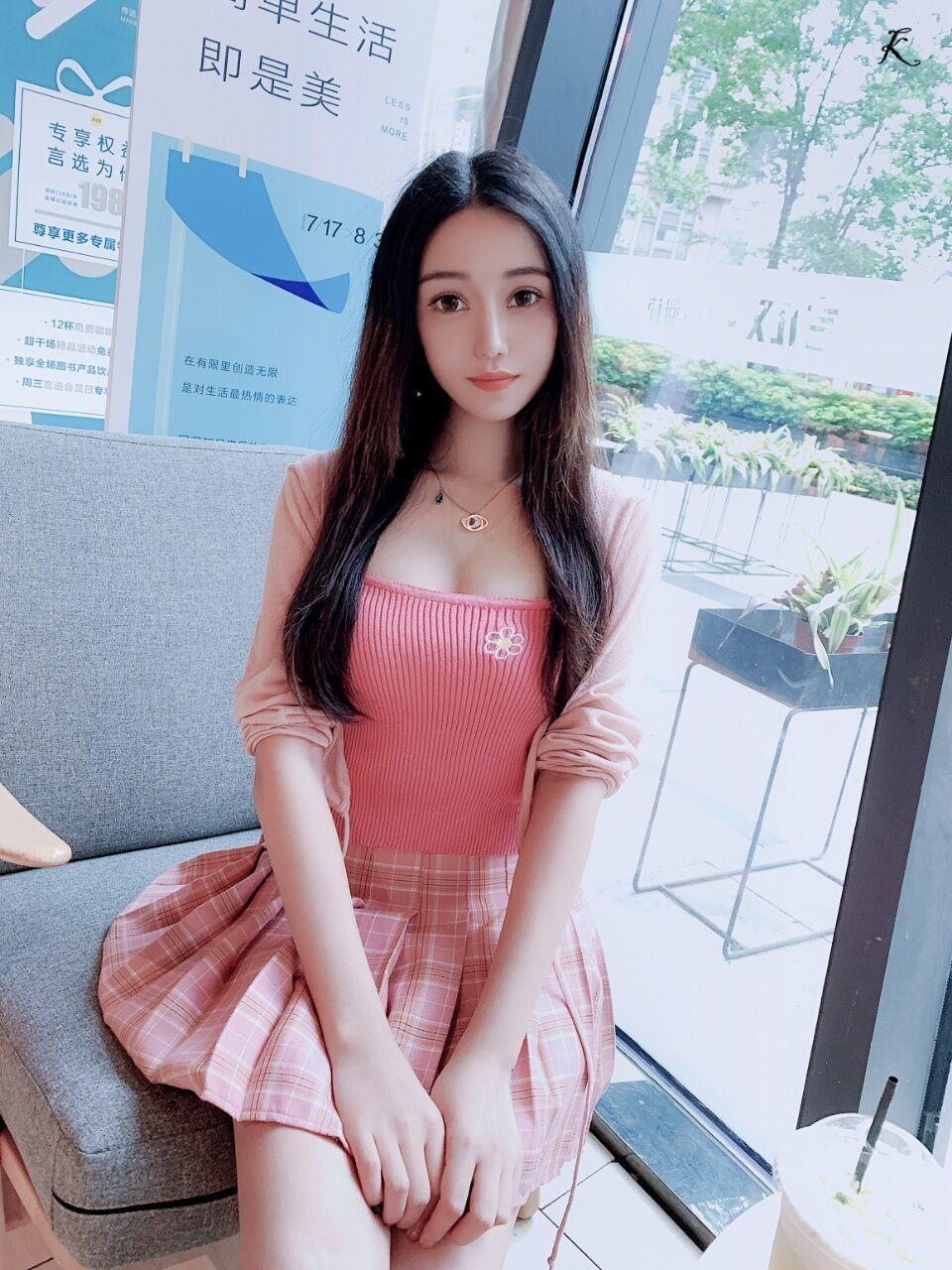 健身房妹子，阴道收缩会夹 第3张