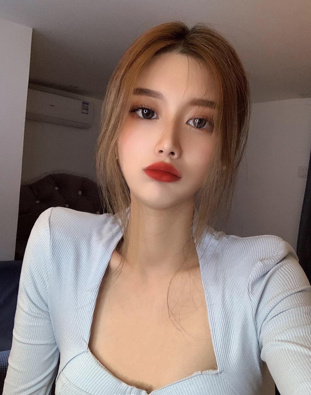 春熙路体验热情开放的重庆妹儿，身高168是真的可以 第3张