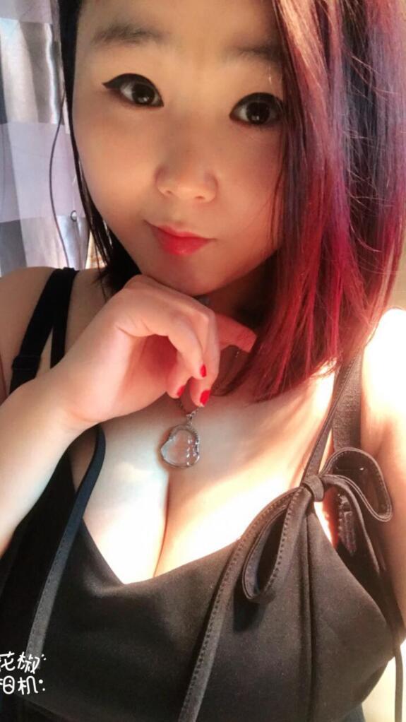 万达安安，很不错的小妹妹 第1张