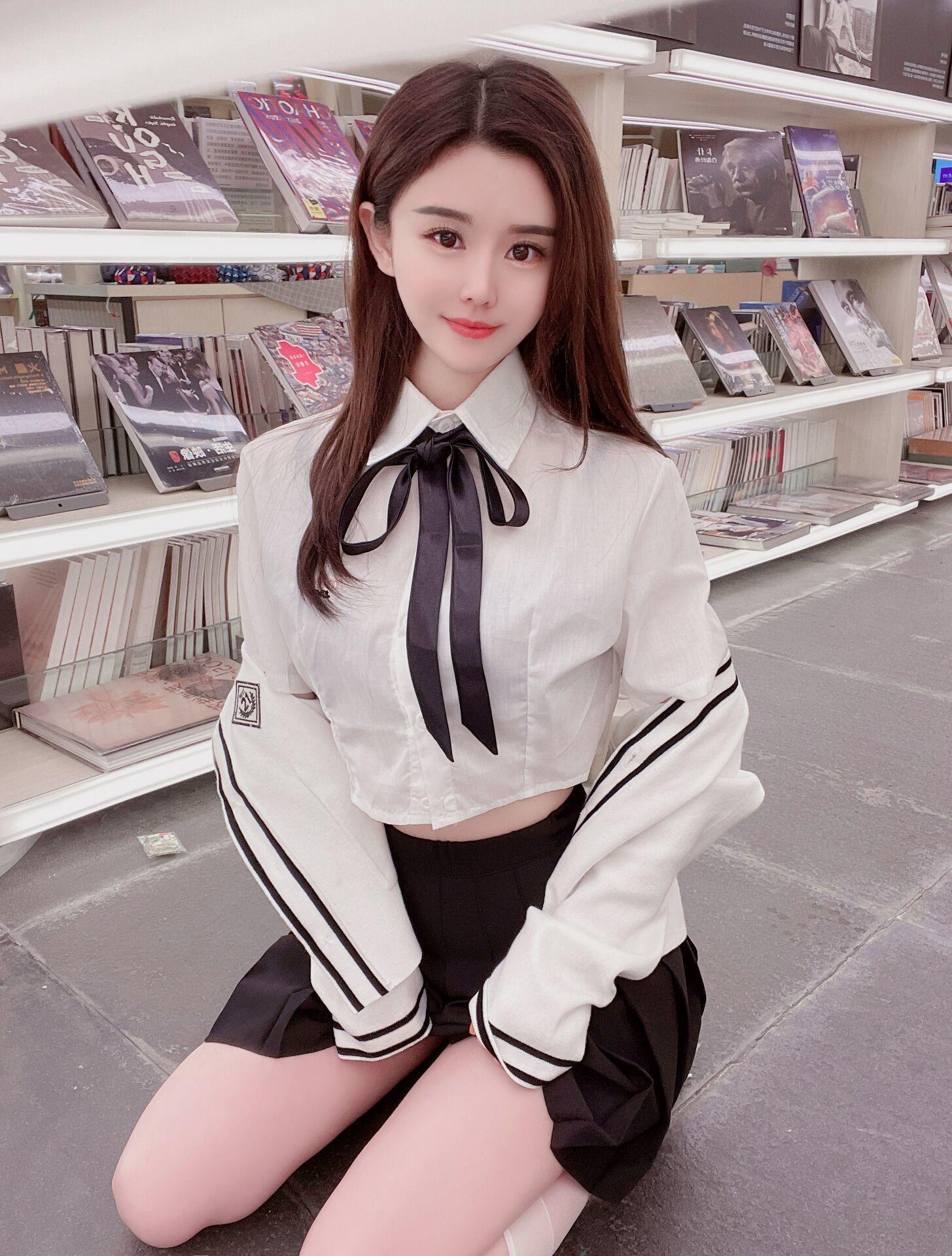 小巧萝莉型邻家小妹单做全套 第1张