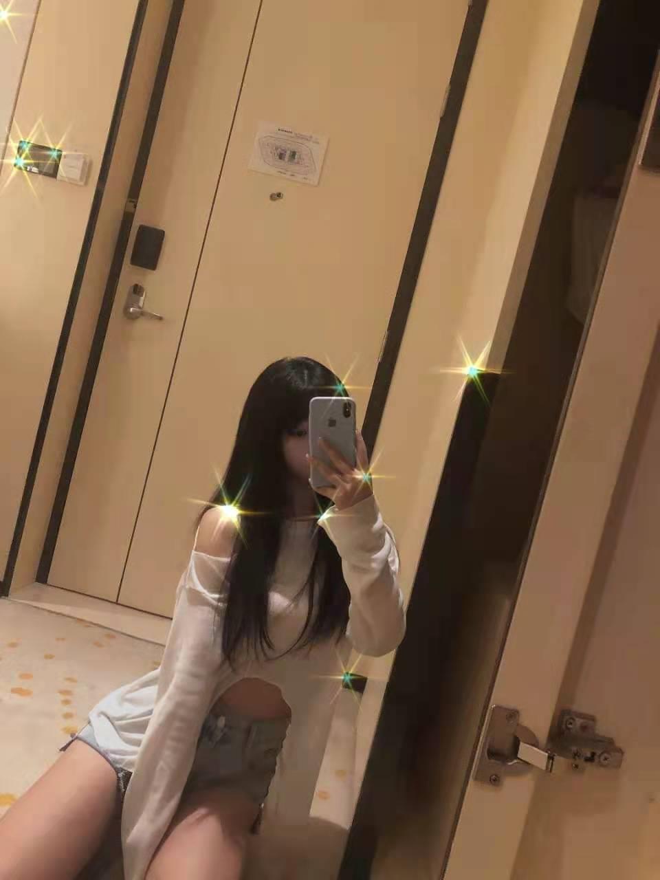 成都锦江区骚浪嫩逼妹子 第1张